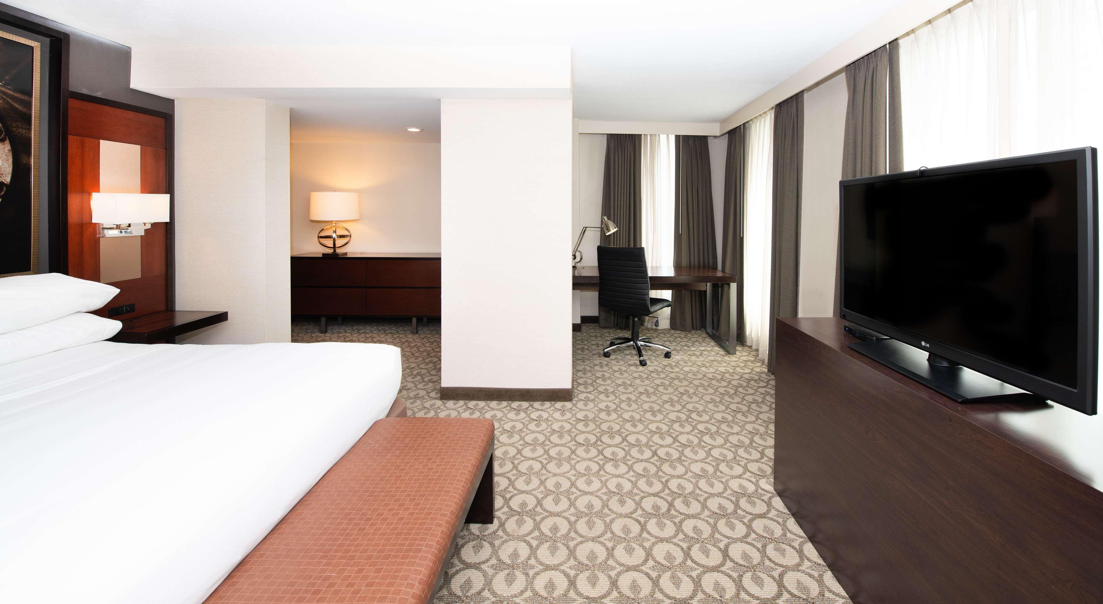 Doubletree Hotel & Suites Charleston Airport North Charleston Eksteriør billede
