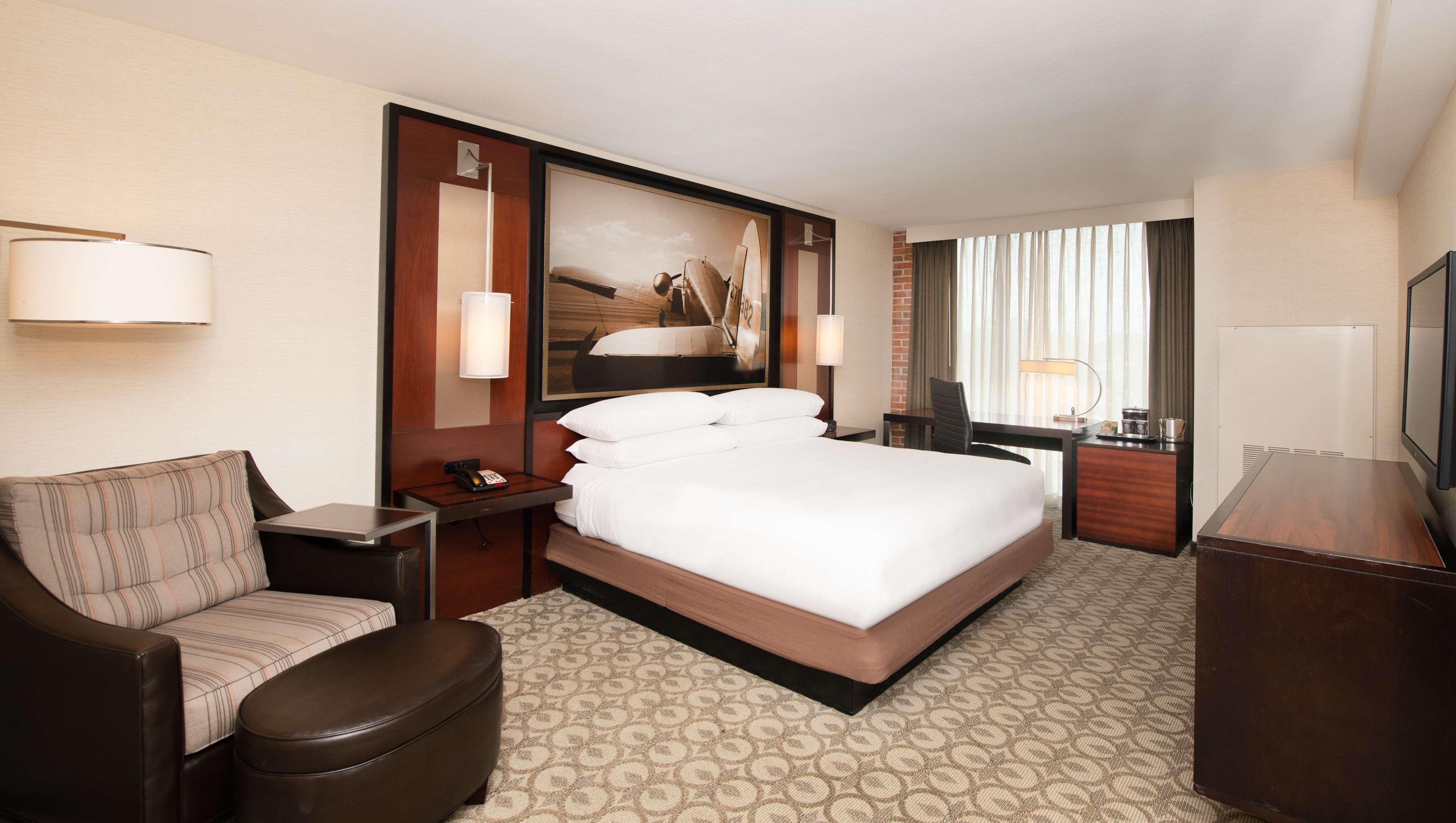 Doubletree Hotel & Suites Charleston Airport North Charleston Eksteriør billede