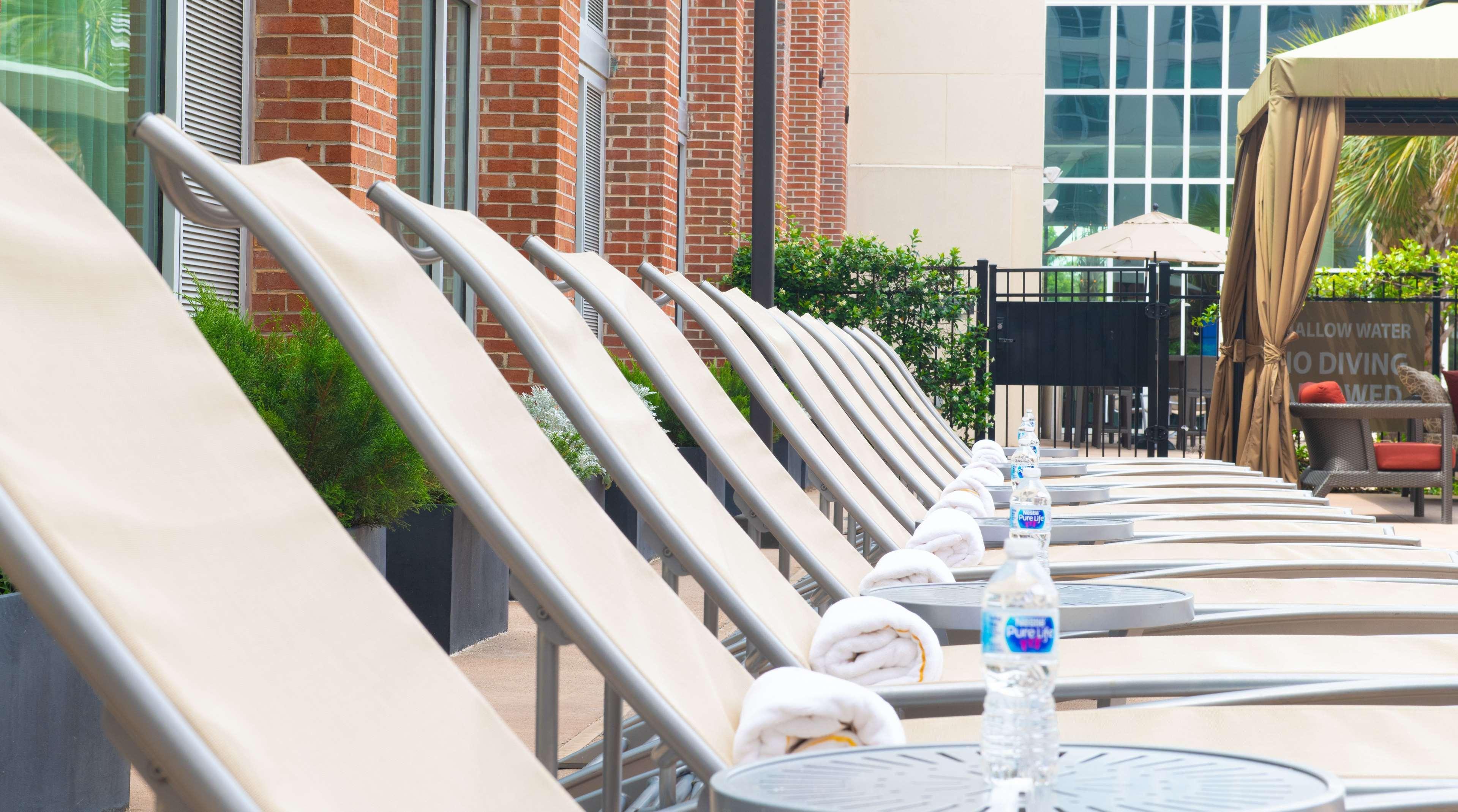 Doubletree Hotel & Suites Charleston Airport North Charleston Eksteriør billede