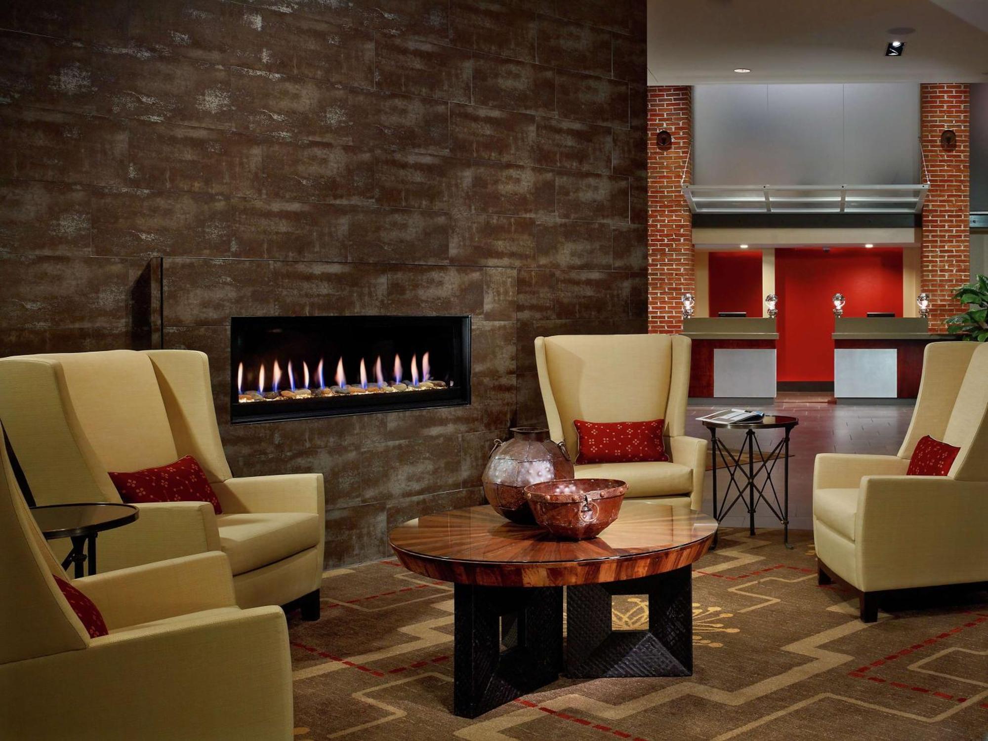 Doubletree Hotel & Suites Charleston Airport North Charleston Eksteriør billede