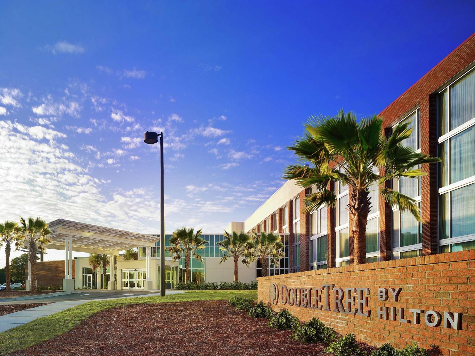 Doubletree Hotel & Suites Charleston Airport North Charleston Eksteriør billede